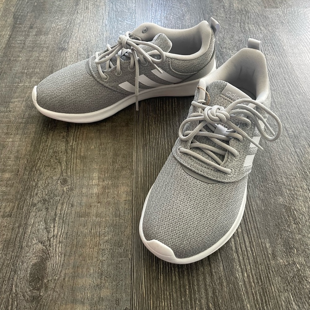 Adidas QT Racer 2.0 Shoe